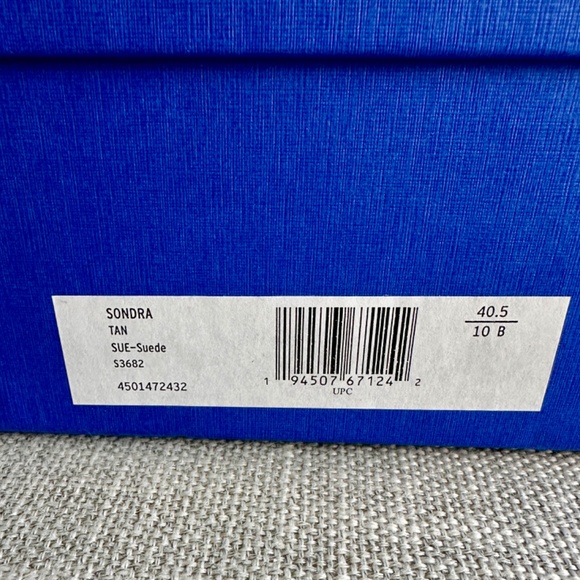 New Stuart Weitzman Sondra Suede Pearl lace up boots 10  EU 40.5 - Picture 4 of 6